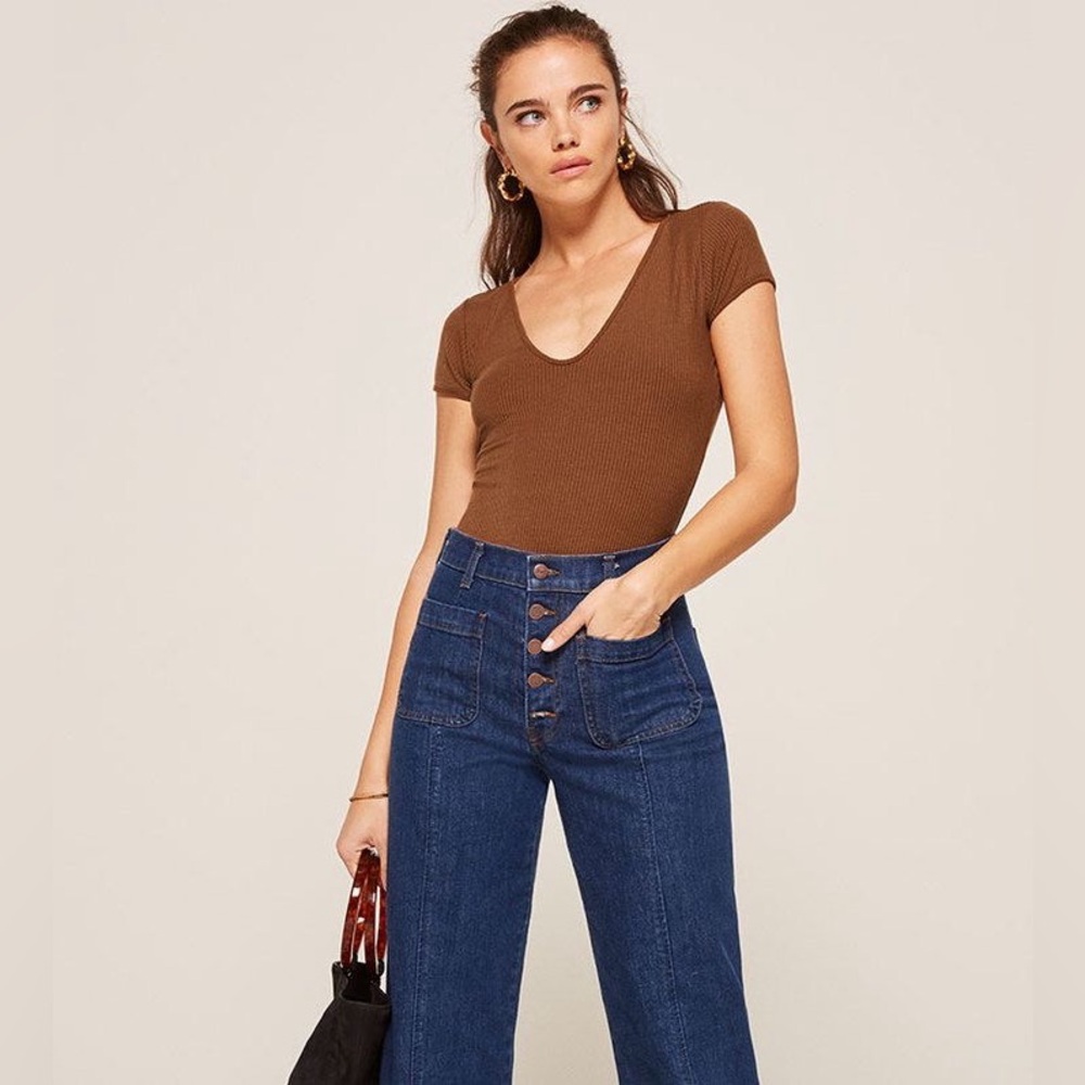 Reformation | Silva Ribbed V-Neck Top | Crimson/Red | M